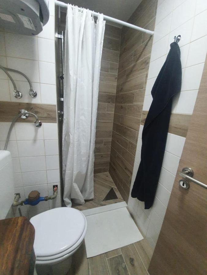 Studio Apartman Tamai Kutina Exterior photo